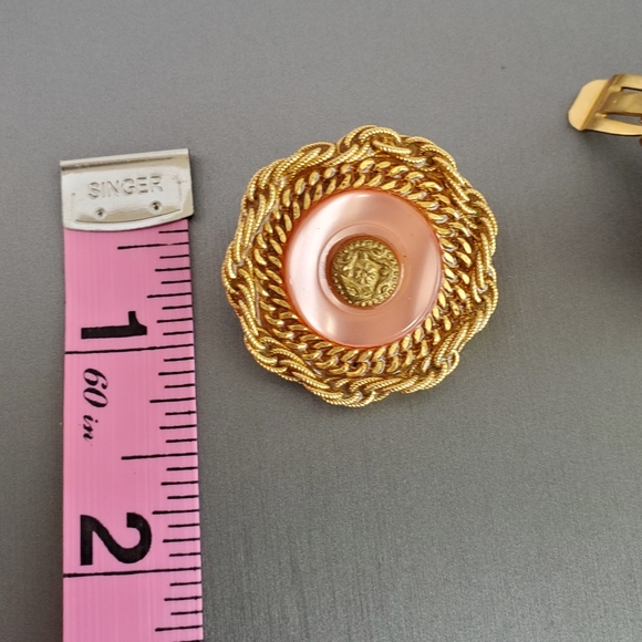 Vintage Patti Horn Pink Pearlescent Disc Earrings… - Picture 14 of 15